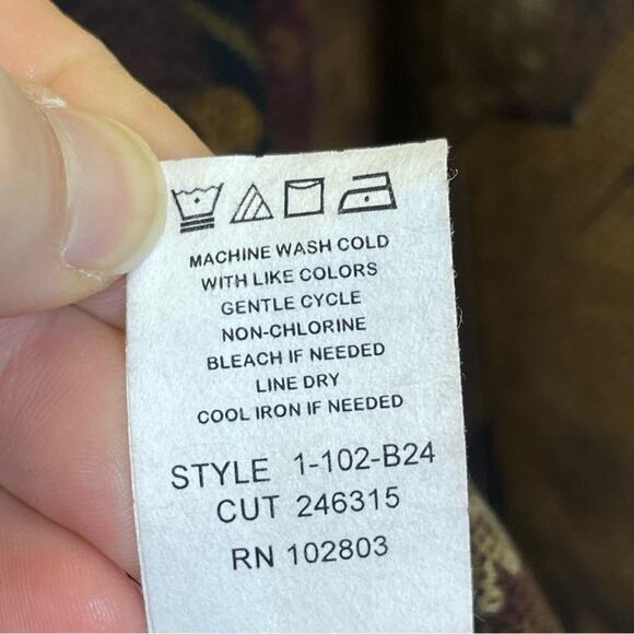 Briggs New York Petite, Floral Light Jacket. Size Small Petite. Excellent cond! - Picture 4 of 5